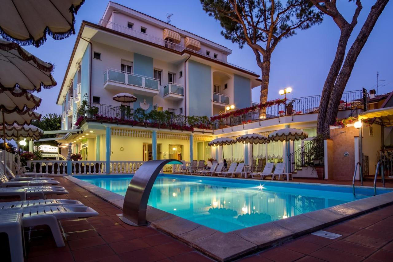 Hotel Villa Dei Fiori - Sul Mare Con Piscina Viserbella di Rimini Εξωτερικό φωτογραφία