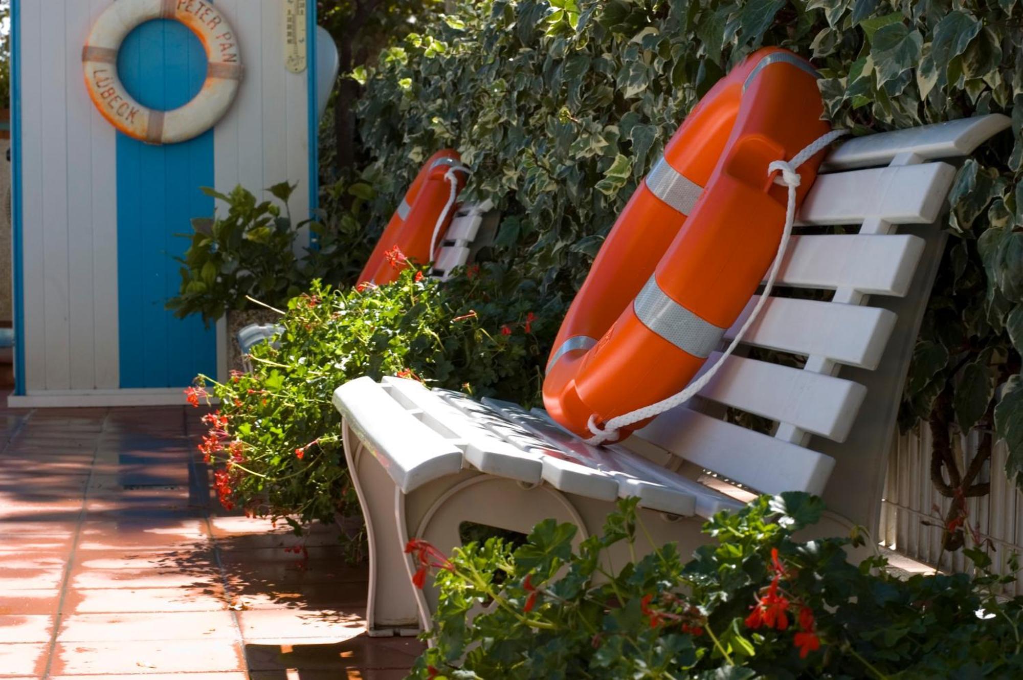 Hotel Villa Dei Fiori - Sul Mare Con Piscina Viserbella di Rimini Εξωτερικό φωτογραφία